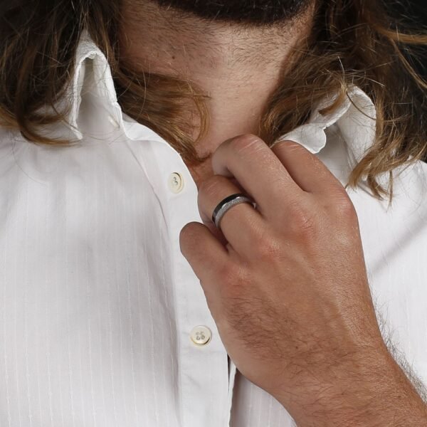 Anillo Black Line Acero 316 L - Imagen 2